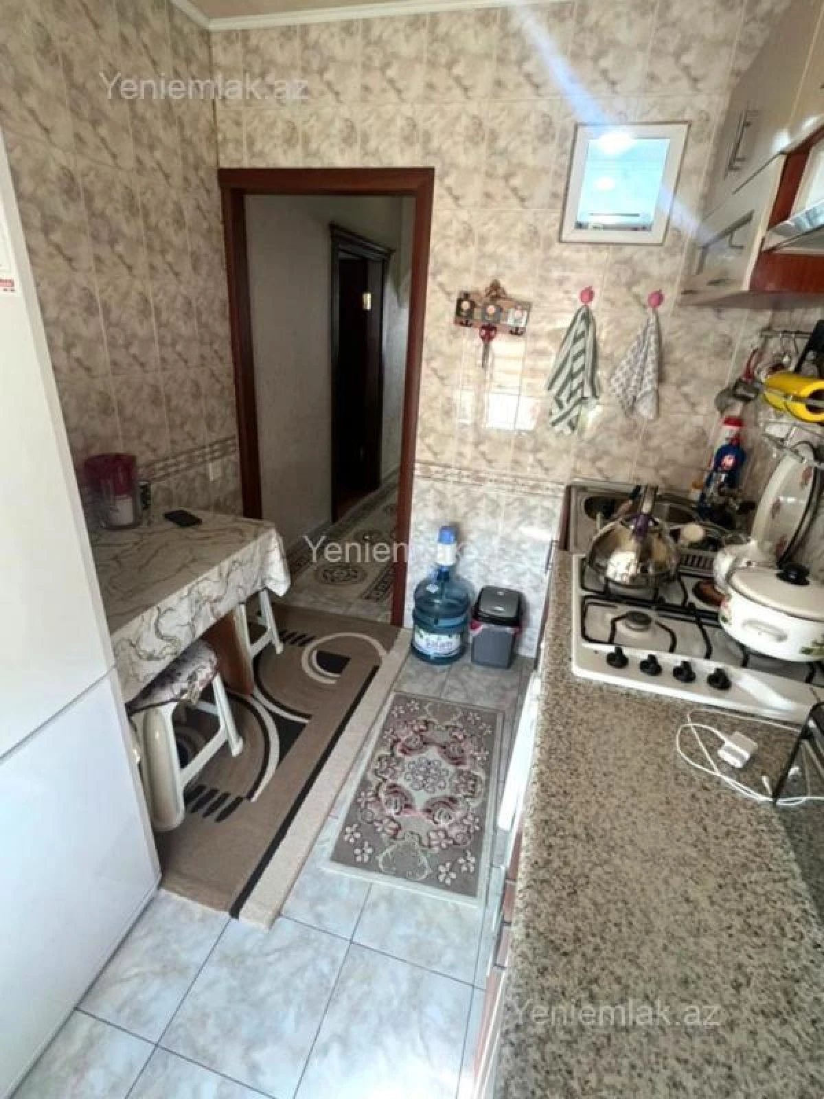 Satılır 3 otaqlı köhnə tikili 85 m²