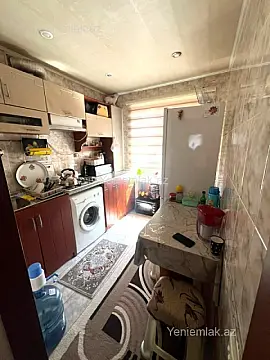 Satılır 3 otaqlı köhnə tikili 85 m²