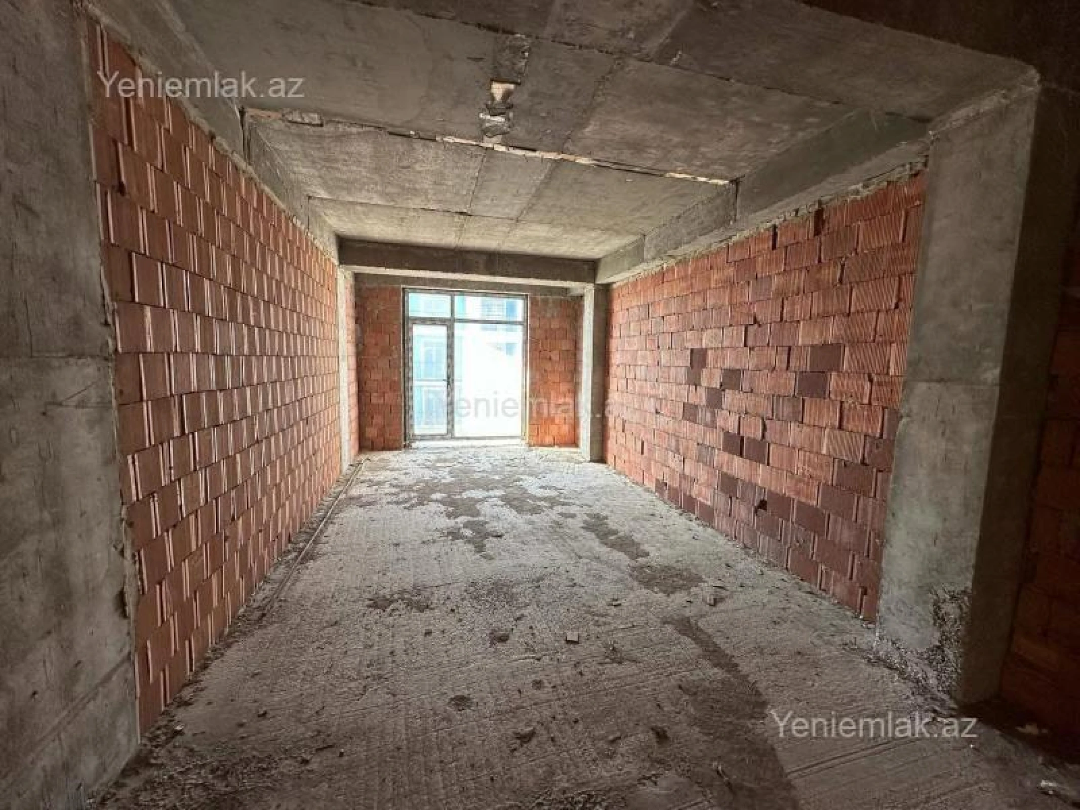 Satılır 4 otaqlı yeni tikili 186 m²