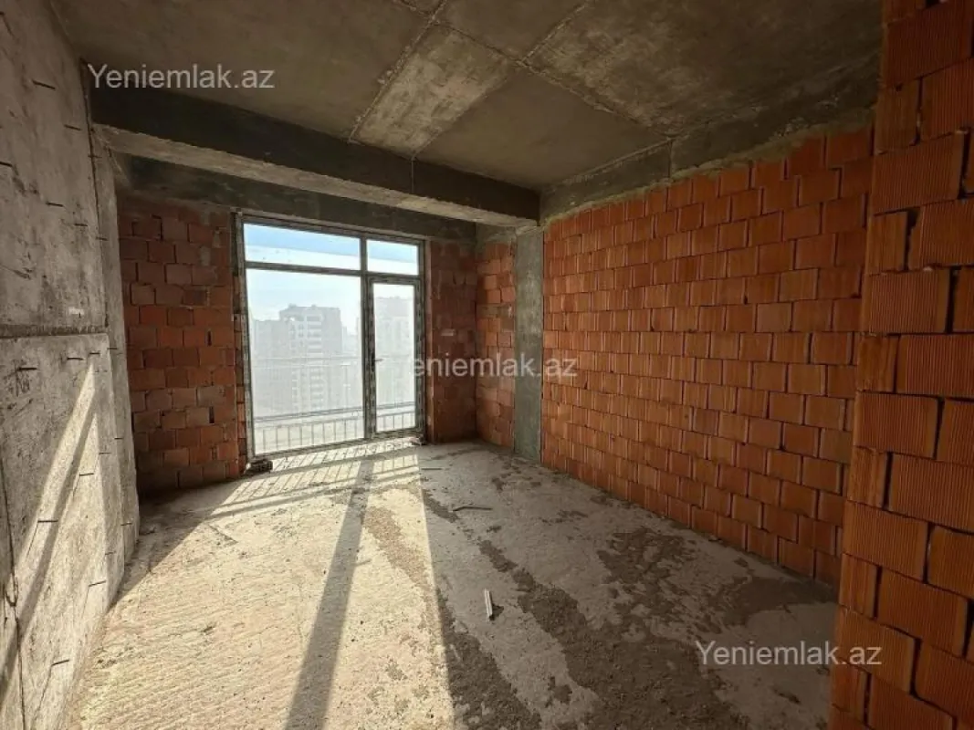 Satılır 4 otaqlı yeni tikili 186 m²