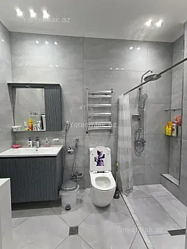 Satılır 3 otaqlı yeni tikili 75 m²