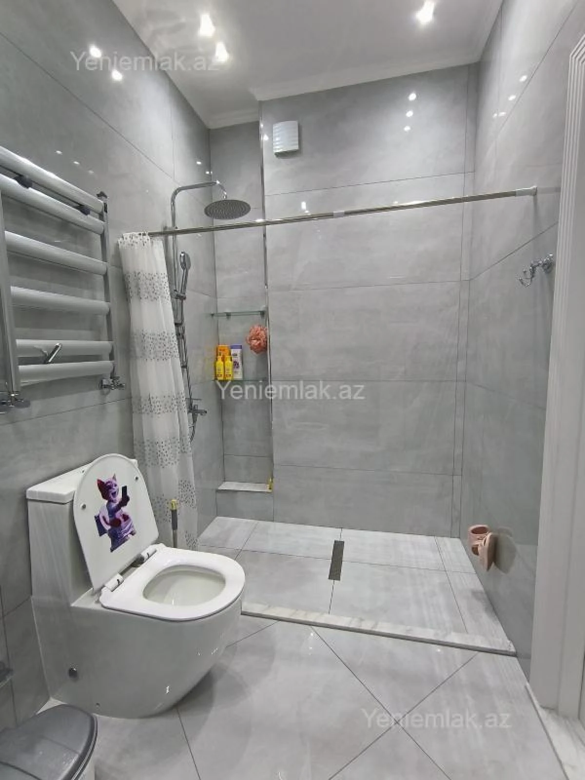 Satılır 3 otaqlı yeni tikili 75 m²