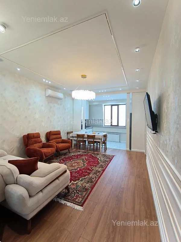 Satılır 3 otaqlı yeni tikili 75 m²