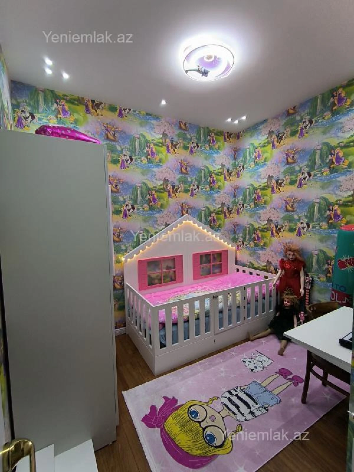 Satılır 3 otaqlı yeni tikili 75 m²