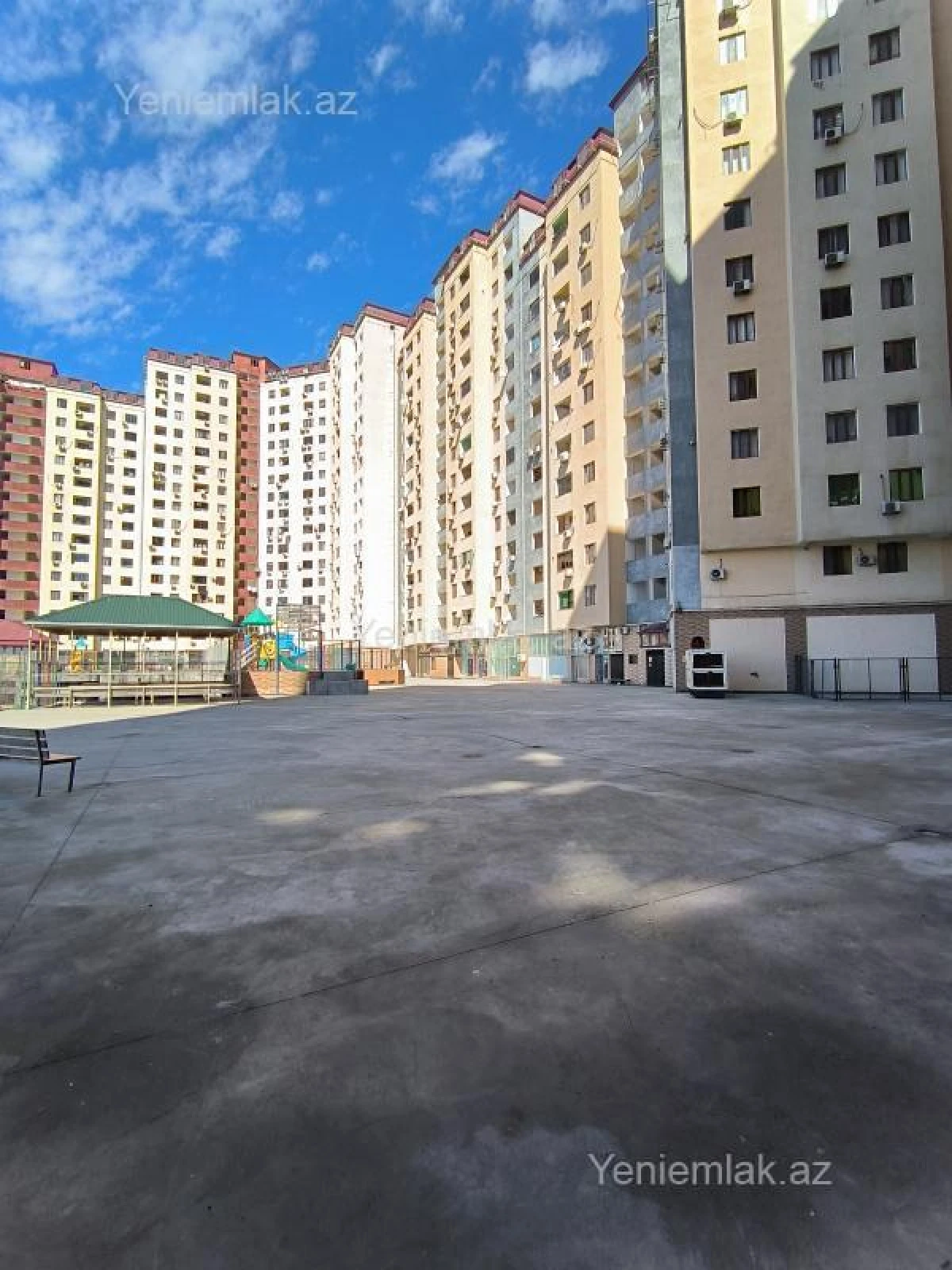 Satılır 3 otaqlı yeni tikili 75 m²