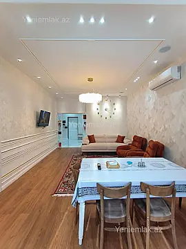 Satılır 3 otaqlı yeni tikili 75 m²