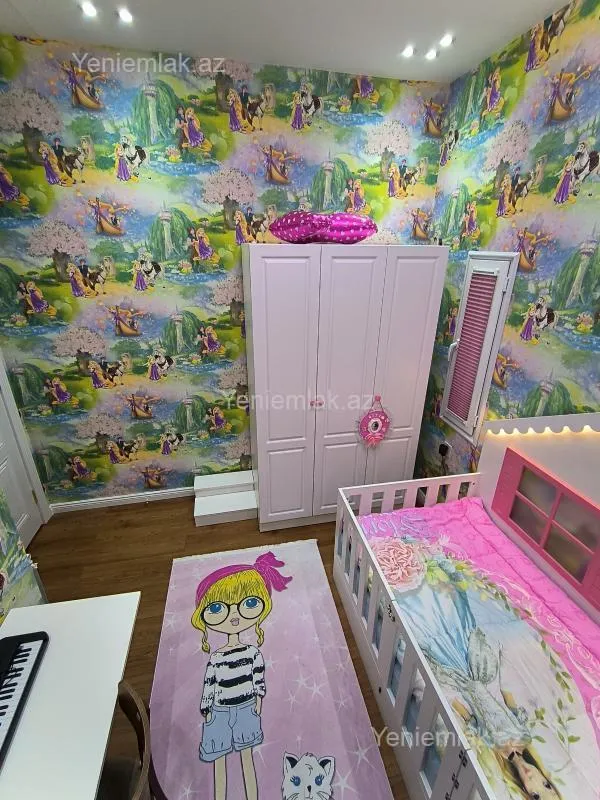 Satılır 3 otaqlı yeni tikili 75 m²