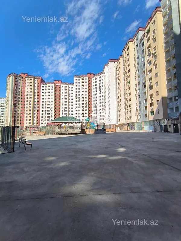 Satılır 3 otaqlı yeni tikili 75 m²