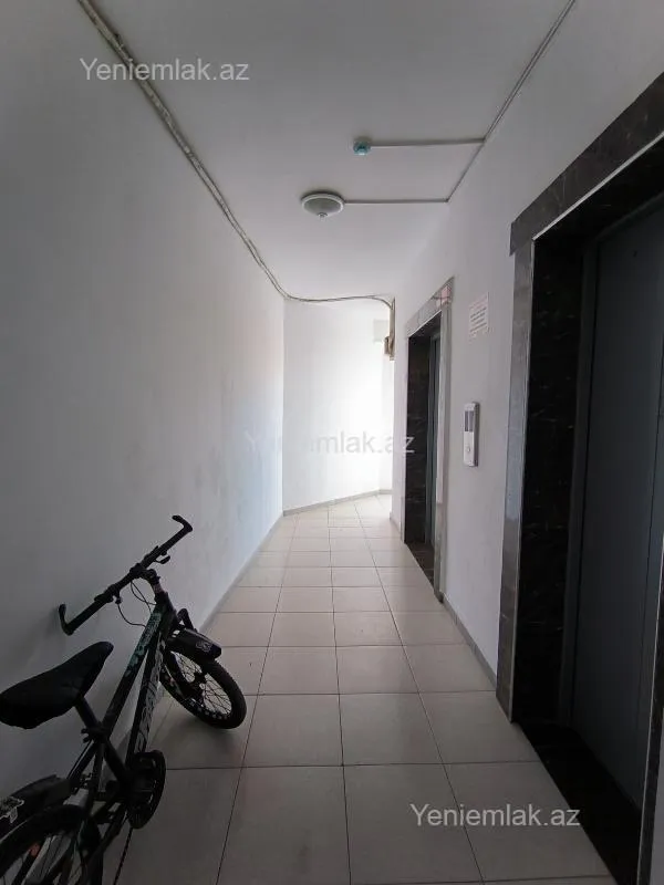 Satılır 3 otaqlı yeni tikili 75 m²