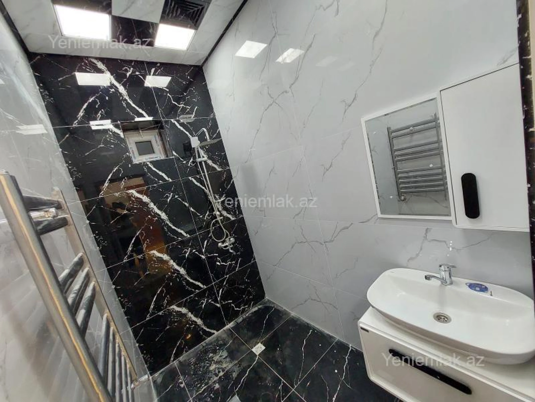 Satılır 4 otaqlı həyət evi 124 m²