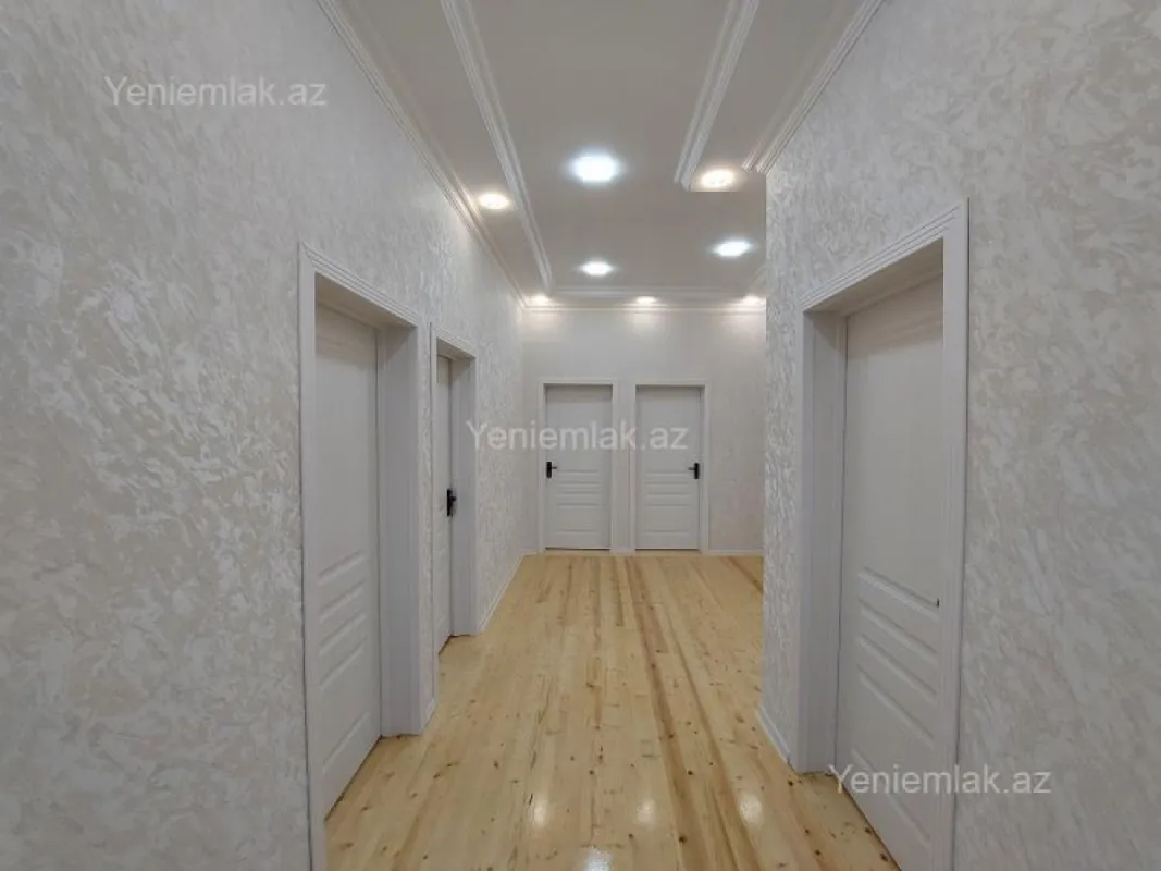 Satılır 4 otaqlı həyət evi 124 m²