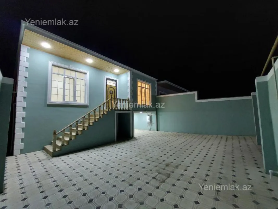 Satılır 4 otaqlı həyət evi 124 m²