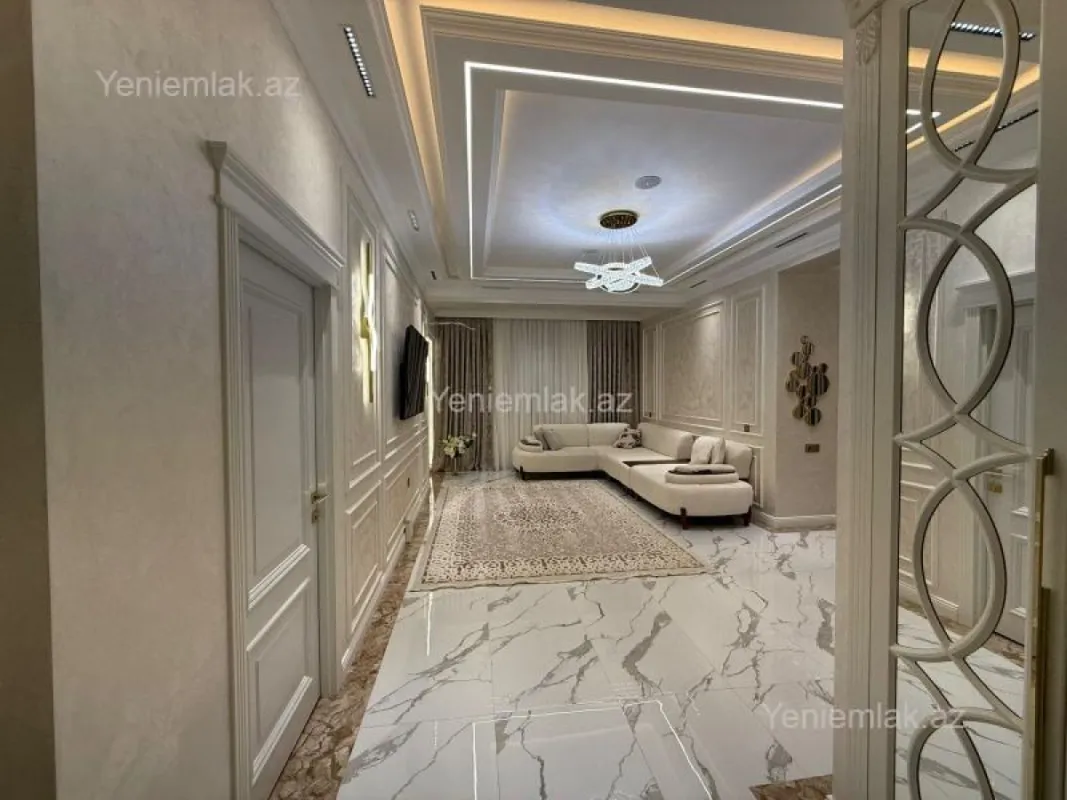 Satılır 3 otaqlı yeni tikili 160 m²