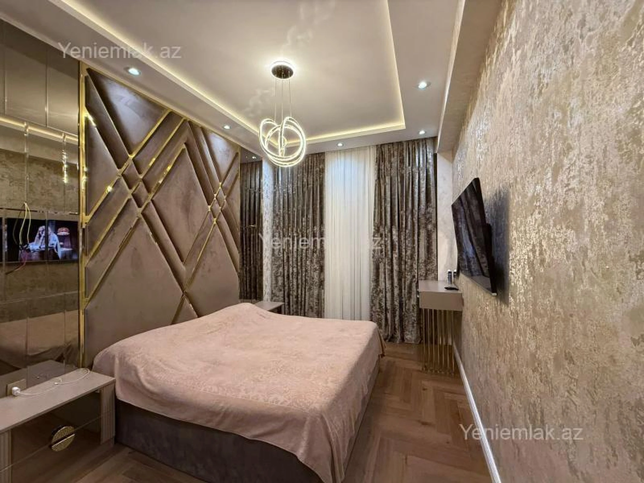 Satılır 3 otaqlı yeni tikili 160 m²