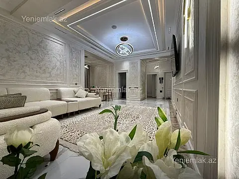 Satılır 3 otaqlı yeni tikili 160 m²