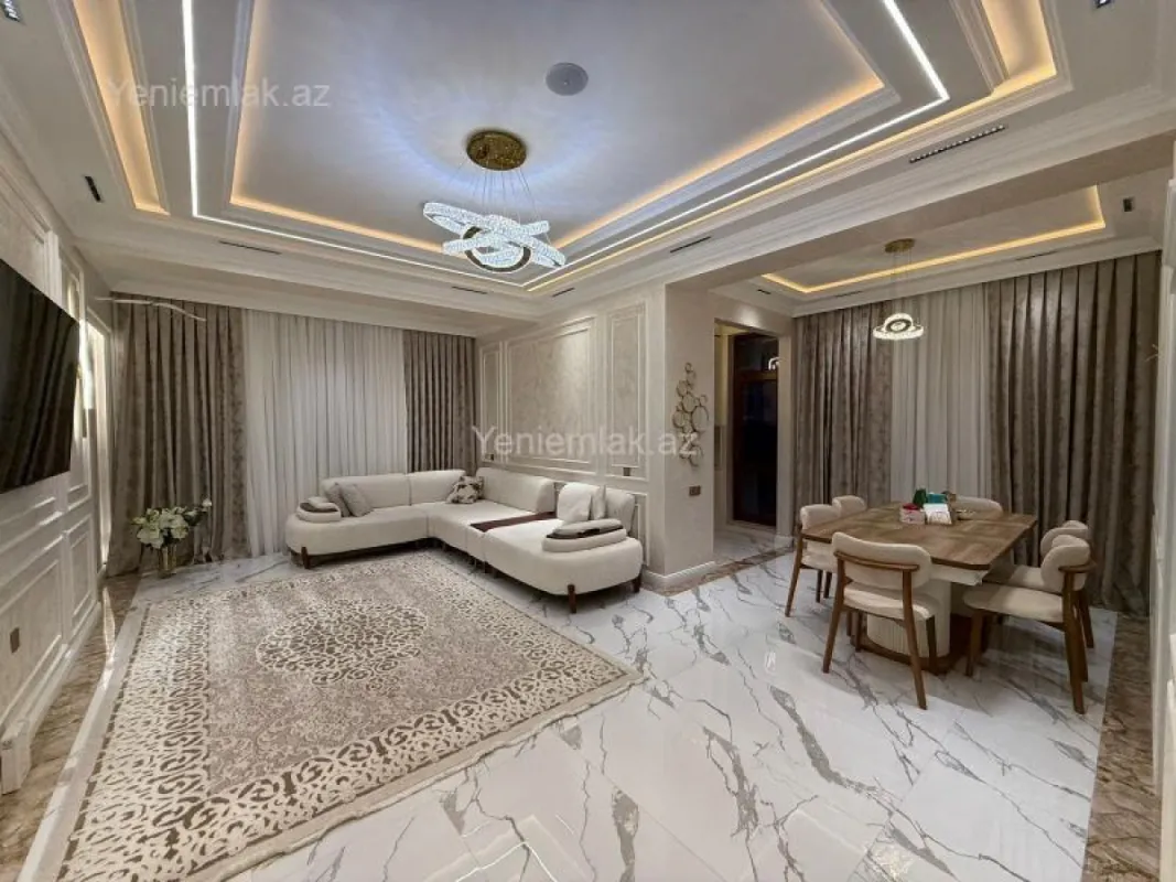 Satılır 3 otaqlı yeni tikili 160 m²