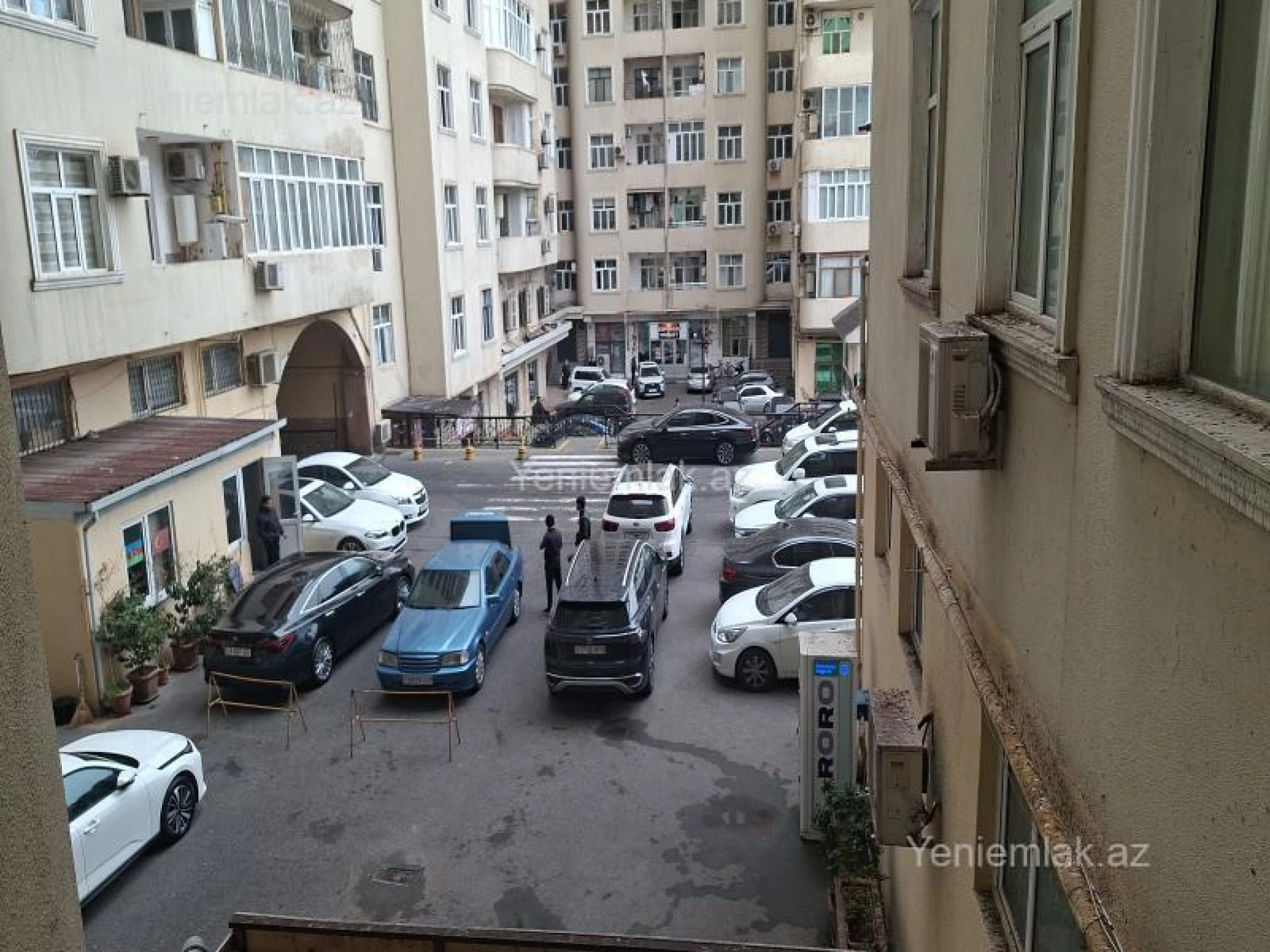 Satılır 1 otaqlı yeni tikili 70 m²