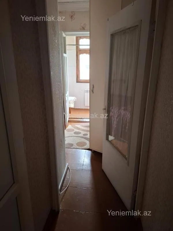 Satılır 2 otaqlı köhnə tikili 45 m²