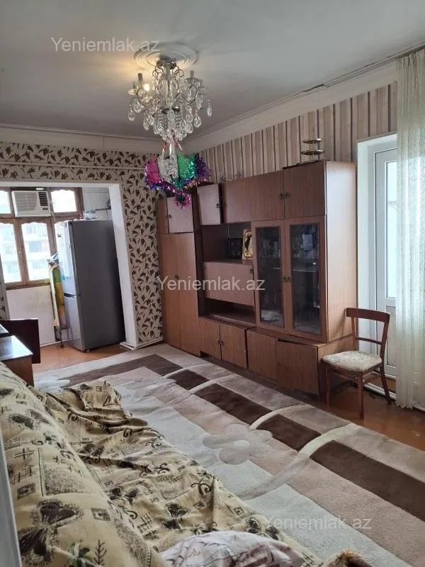 Satılır 2 otaqlı köhnə tikili 45 m²