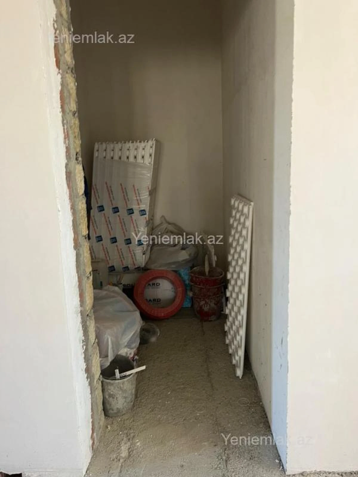 Satılır 6 otaqlı həyət evi 350 m²