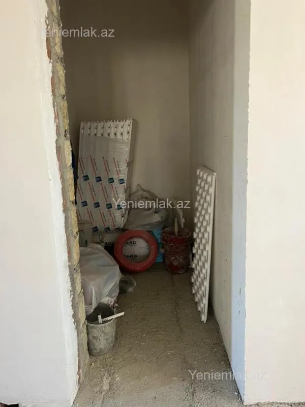 Satılır 6 otaqlı həyət evi 350 m²