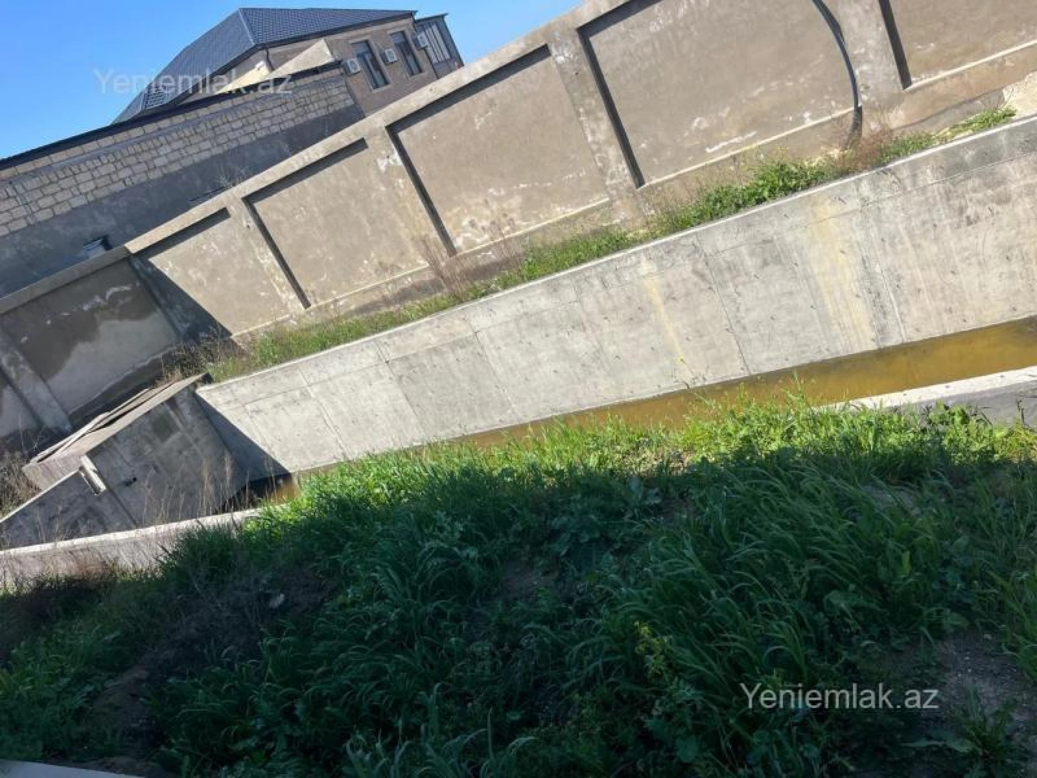 Satılır 6 otaqlı həyət evi 350 m²