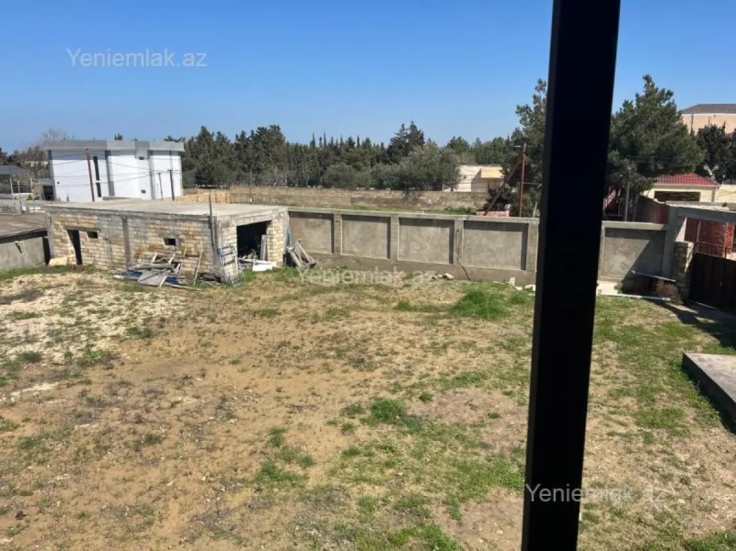 Satılır 6 otaqlı həyət evi 350 m²