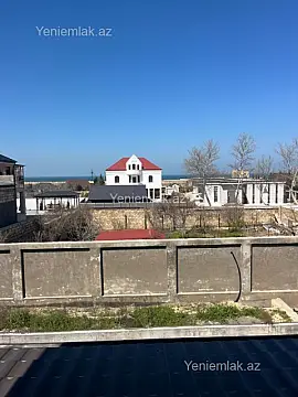 Satılır 6 otaqlı həyət evi 350 m²