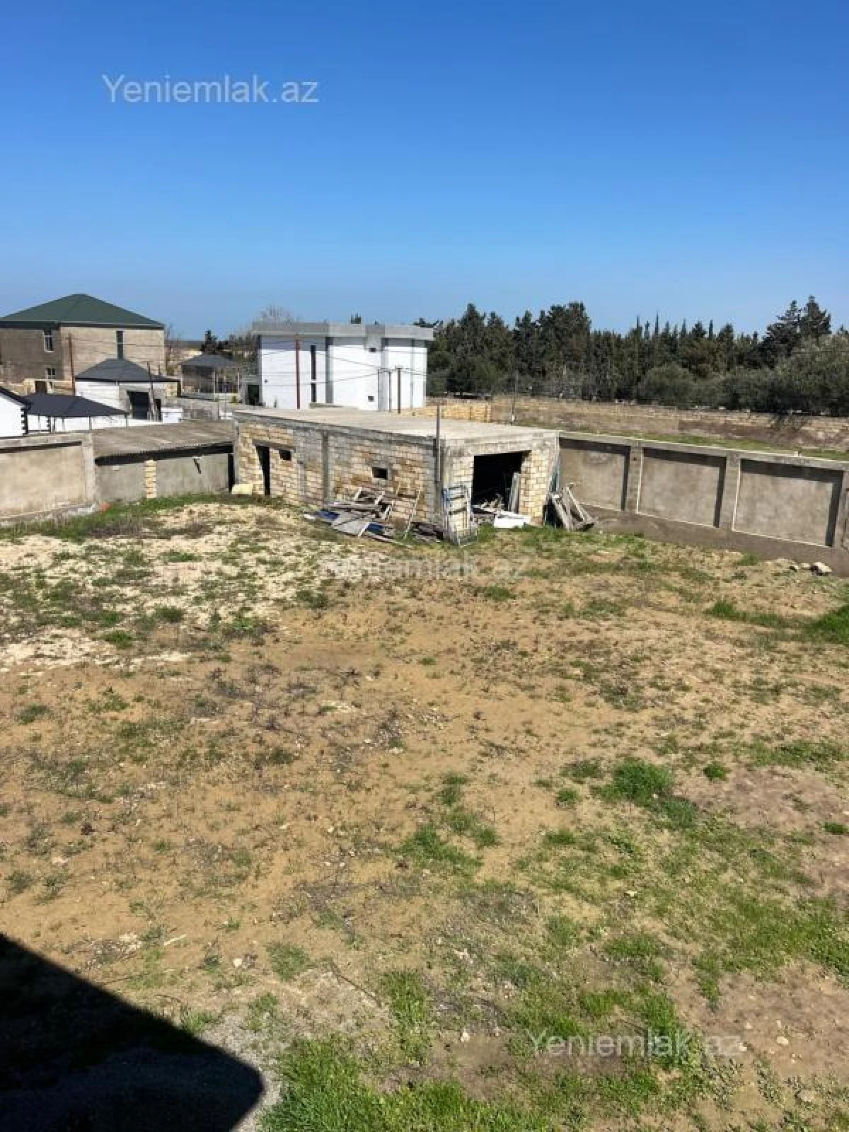 Satılır 6 otaqlı həyət evi 350 m²