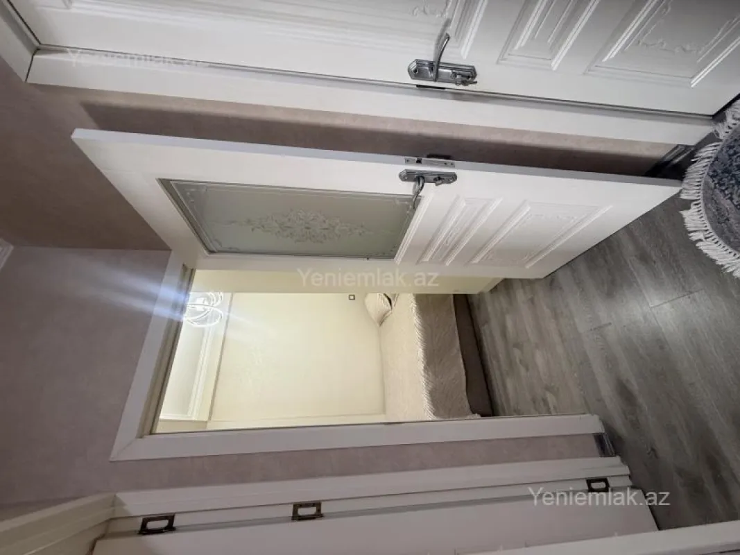 Satılır 3 otaqlı yeni tikili 73 m²