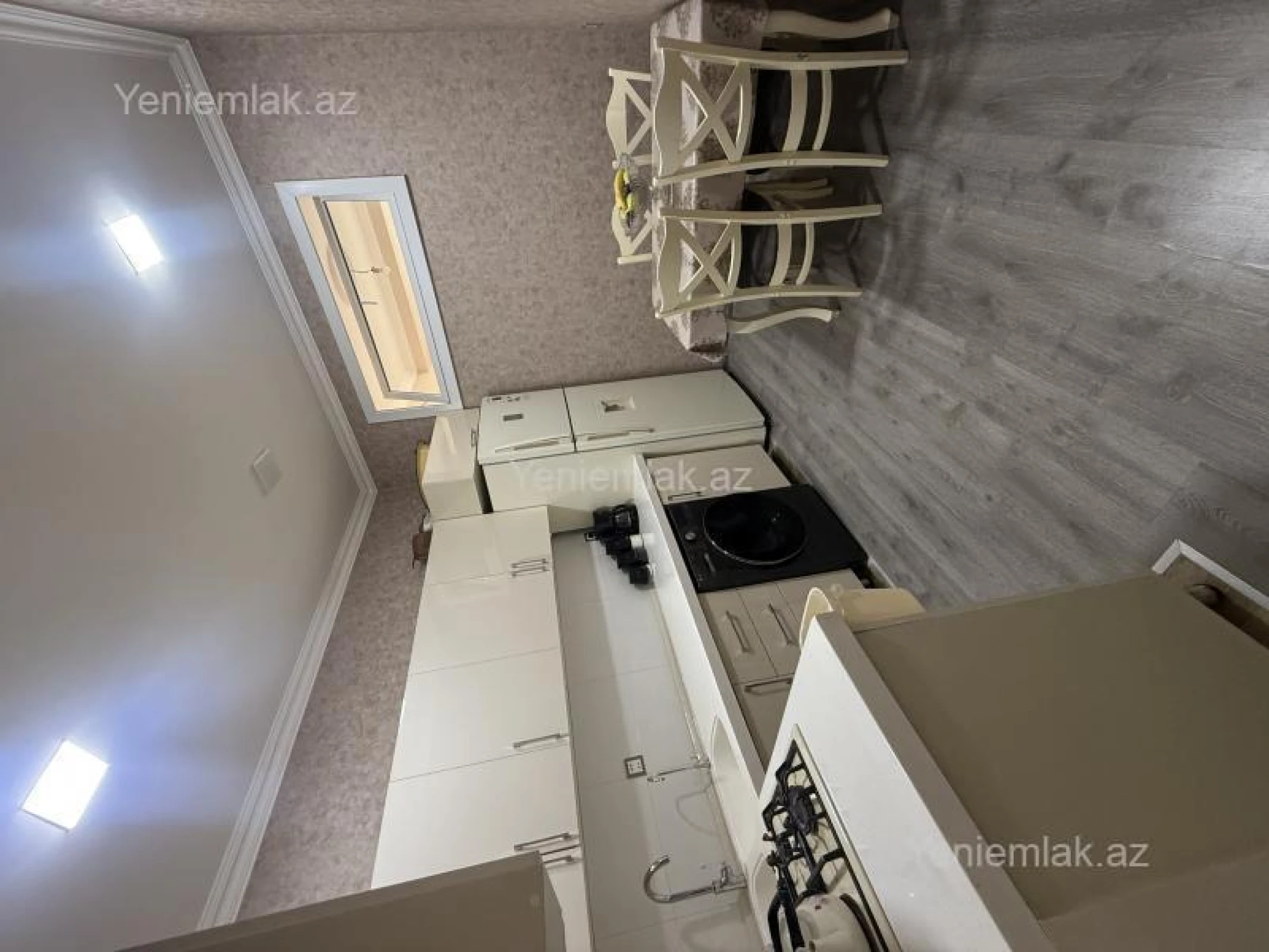 Satılır 3 otaqlı yeni tikili 73 m²