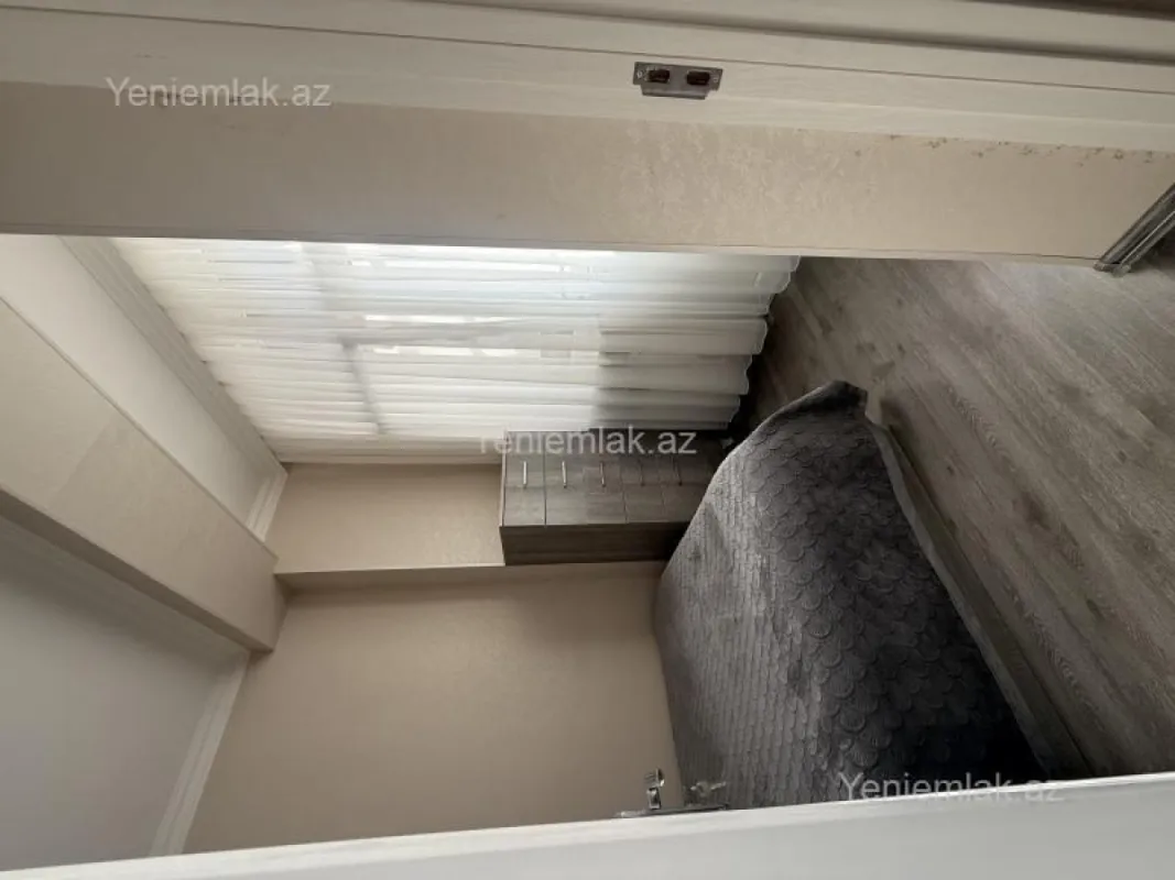 Satılır 3 otaqlı yeni tikili 73 m²