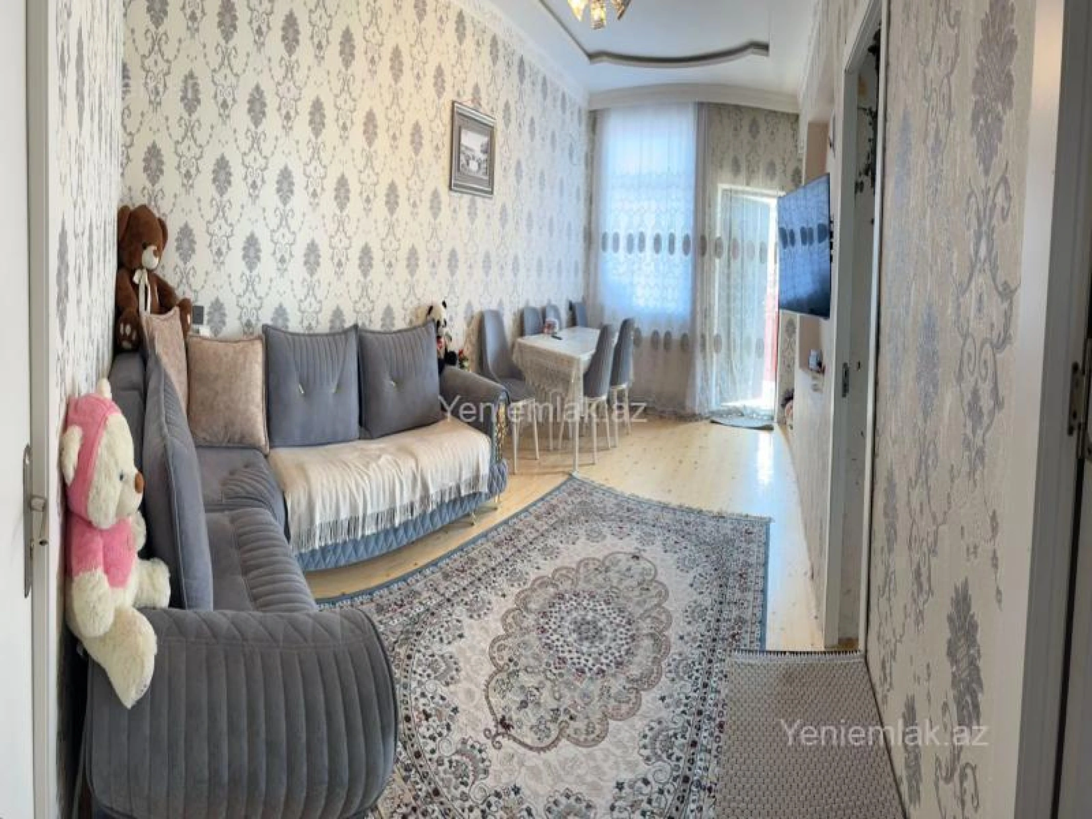 Satılır 6 otaqlı həyət evi 200 m²