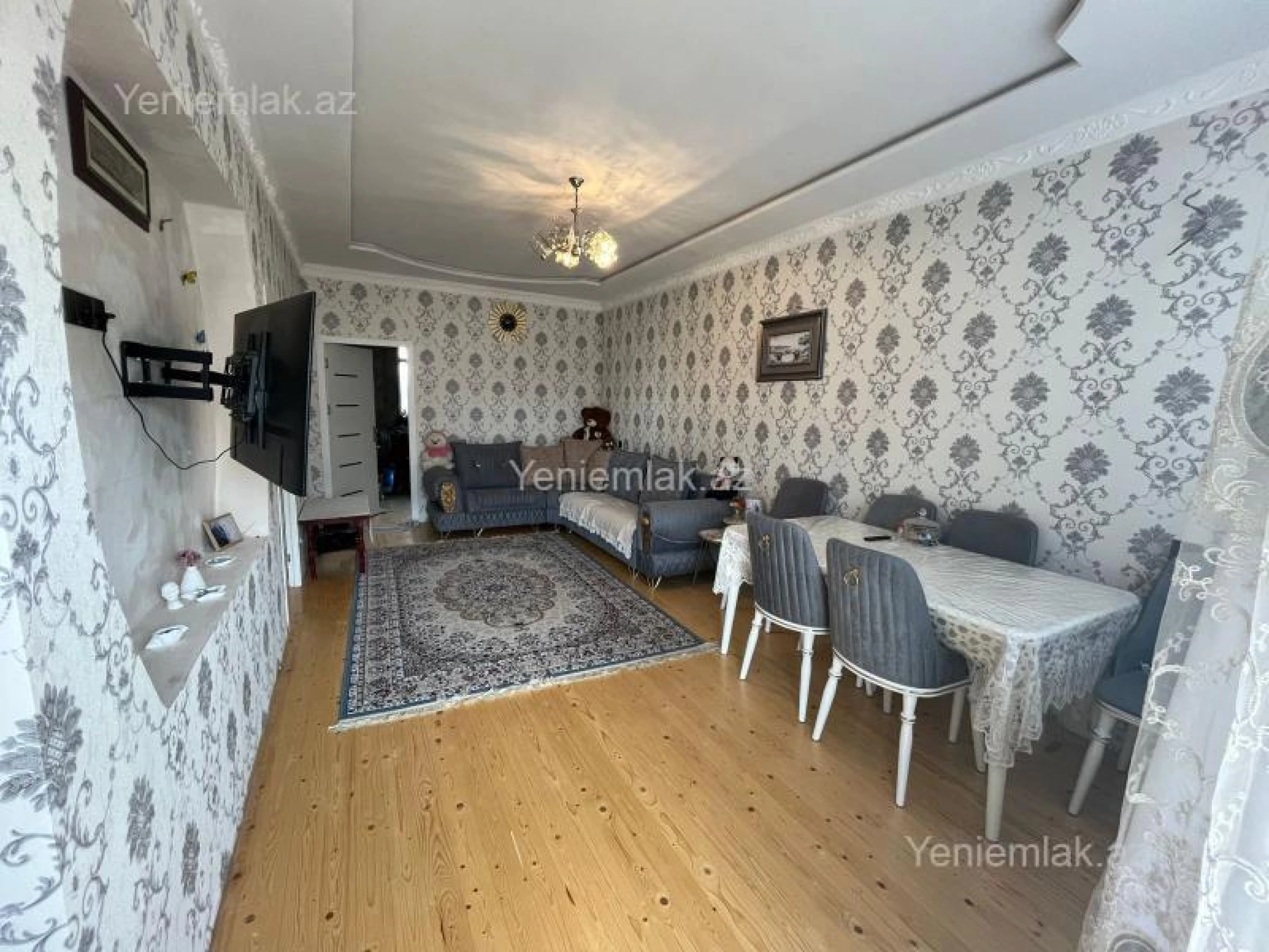 Satılır 6 otaqlı həyət evi 200 m²