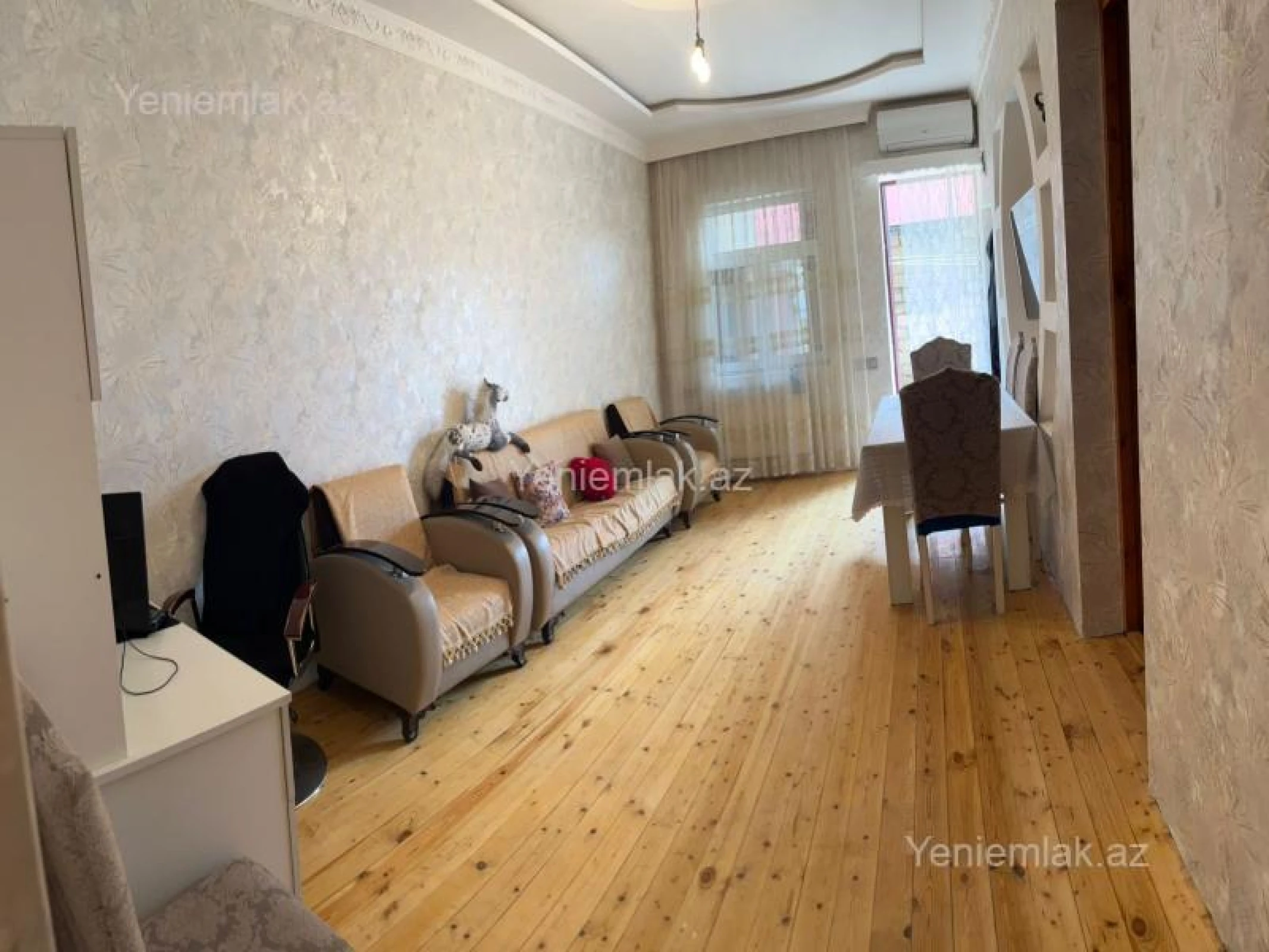 Satılır 6 otaqlı həyət evi 200 m²