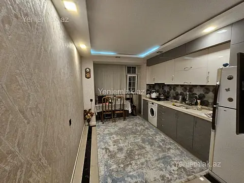 Satılır 2 otaqlı köhnə tikili 60 m²