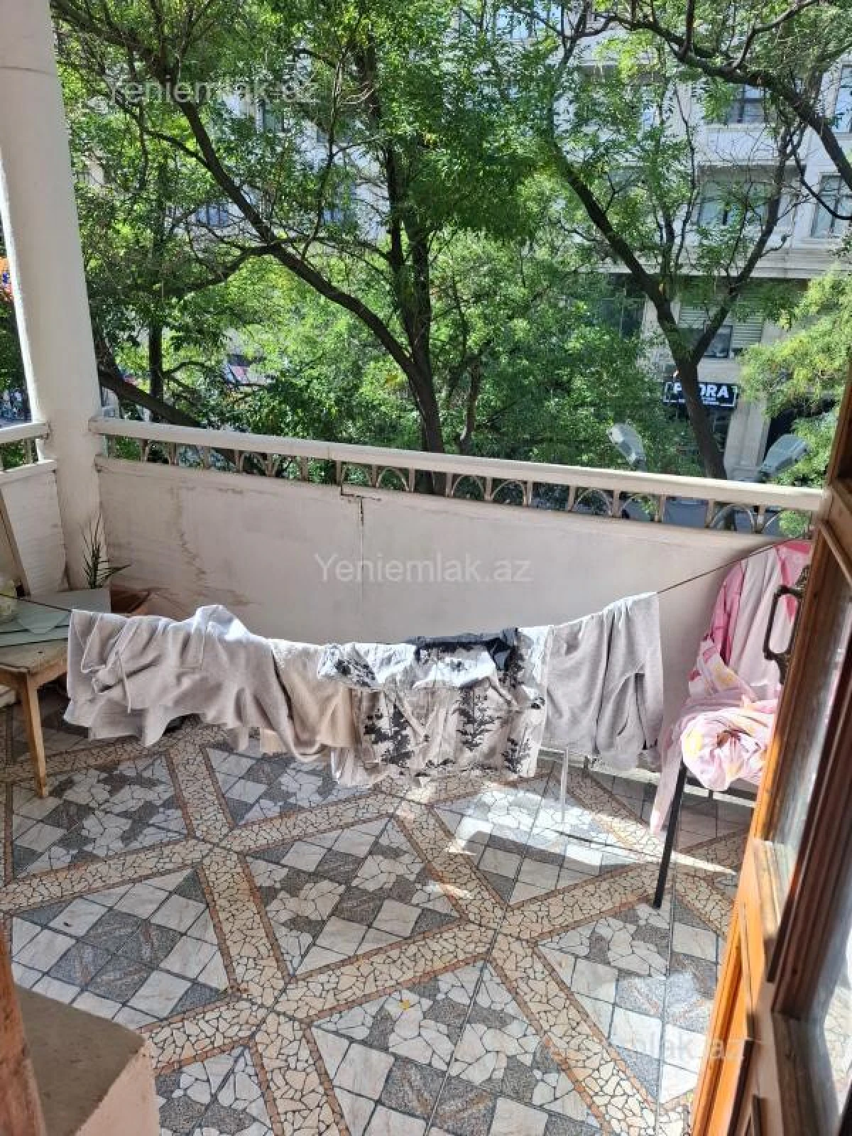 Satılır 3 otaqlı köhnə tikili 65 m²