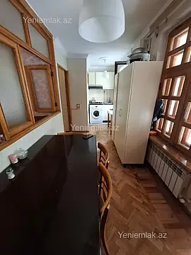 Satılır 3 otaqlı köhnə tikili 65 m²