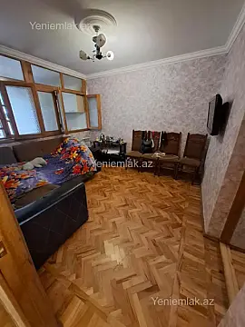 Satılır 3 otaqlı köhnə tikili 65 m²