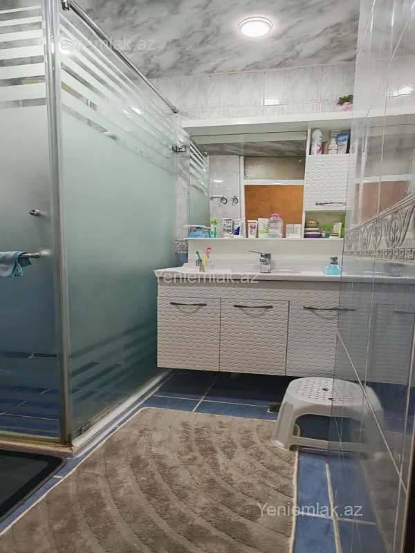 Satılır 3 otaqlı köhnə tikili 80 m²