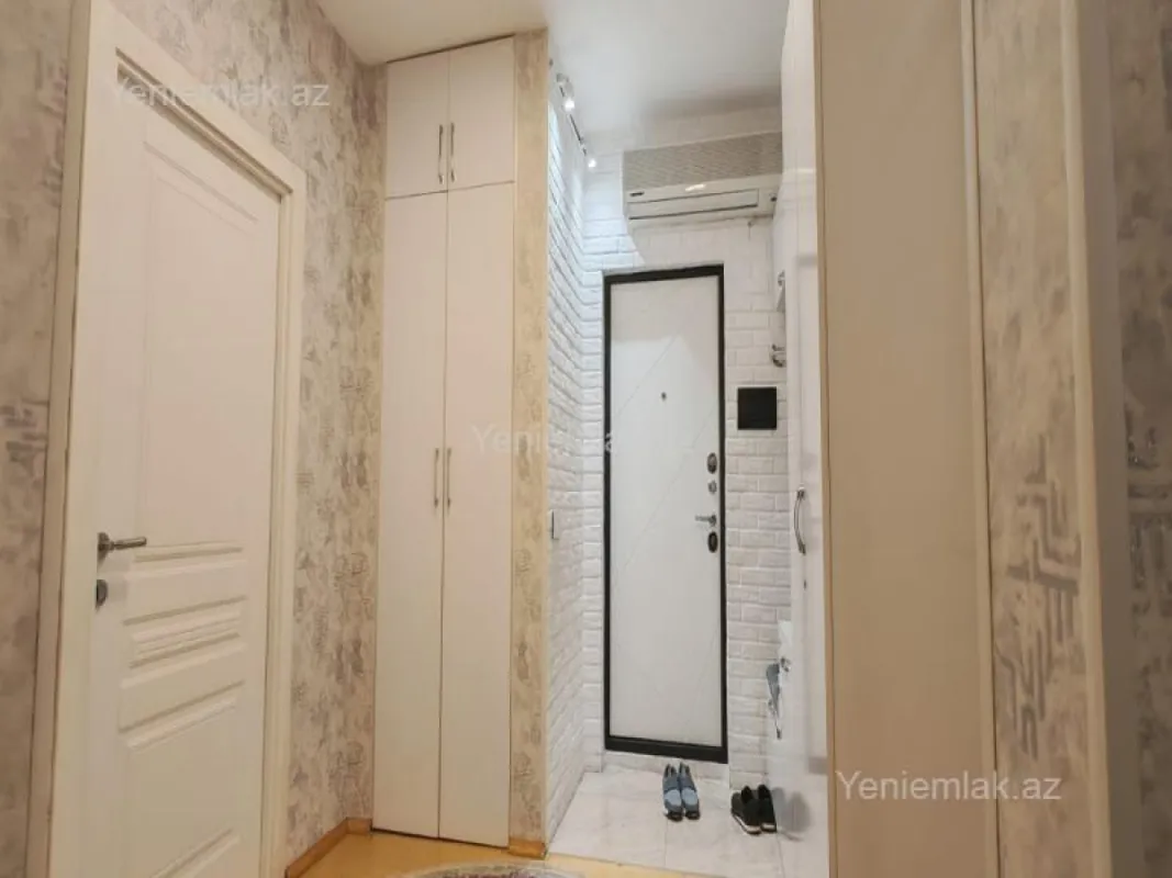 Satılır 3 otaqlı köhnə tikili 80 m²