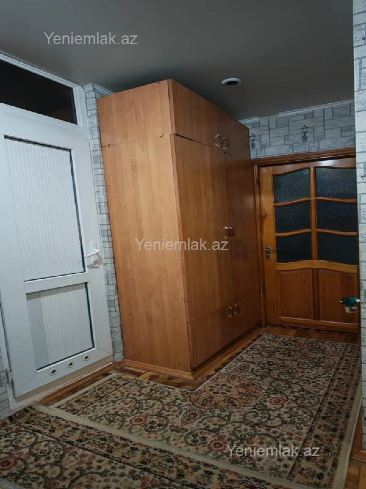 Satılır 3 otaqlı köhnə tikili 60 m²