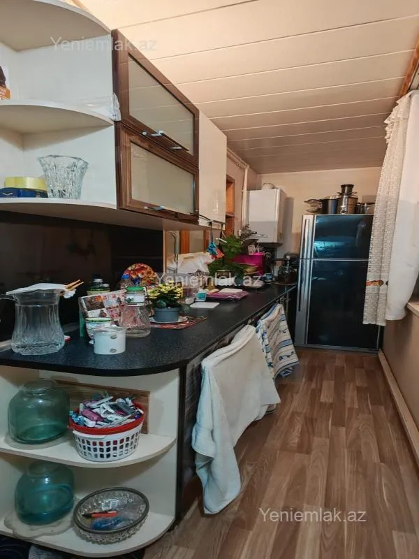 Satılır 3 otaqlı köhnə tikili 60 m²