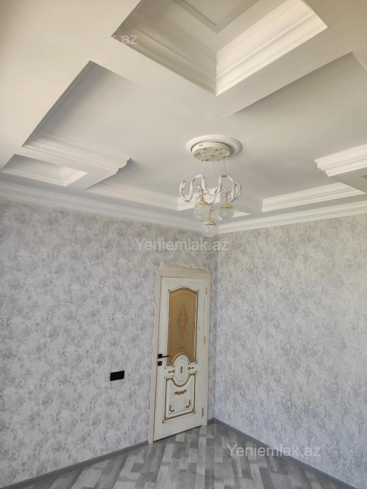 Satılır 5 otaqlı həyət evi 190 m²