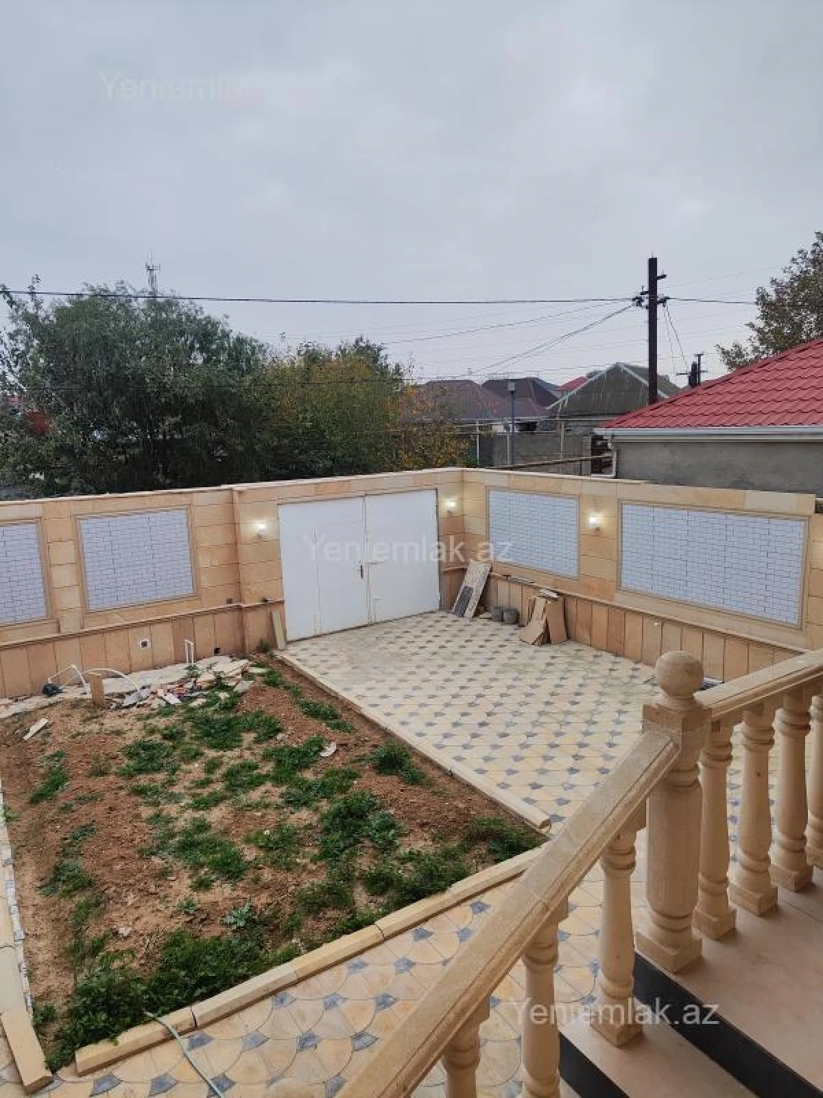 Satılır 5 otaqlı həyət evi 190 m²