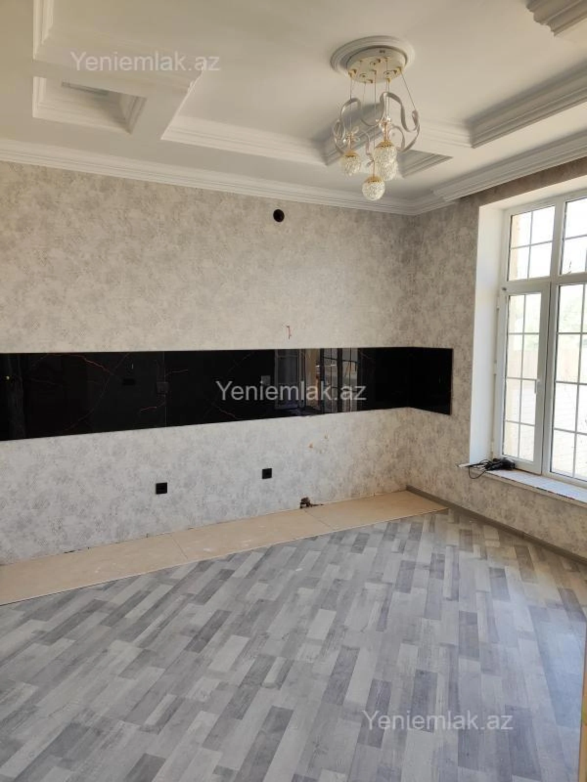 Satılır 5 otaqlı həyət evi 190 m²