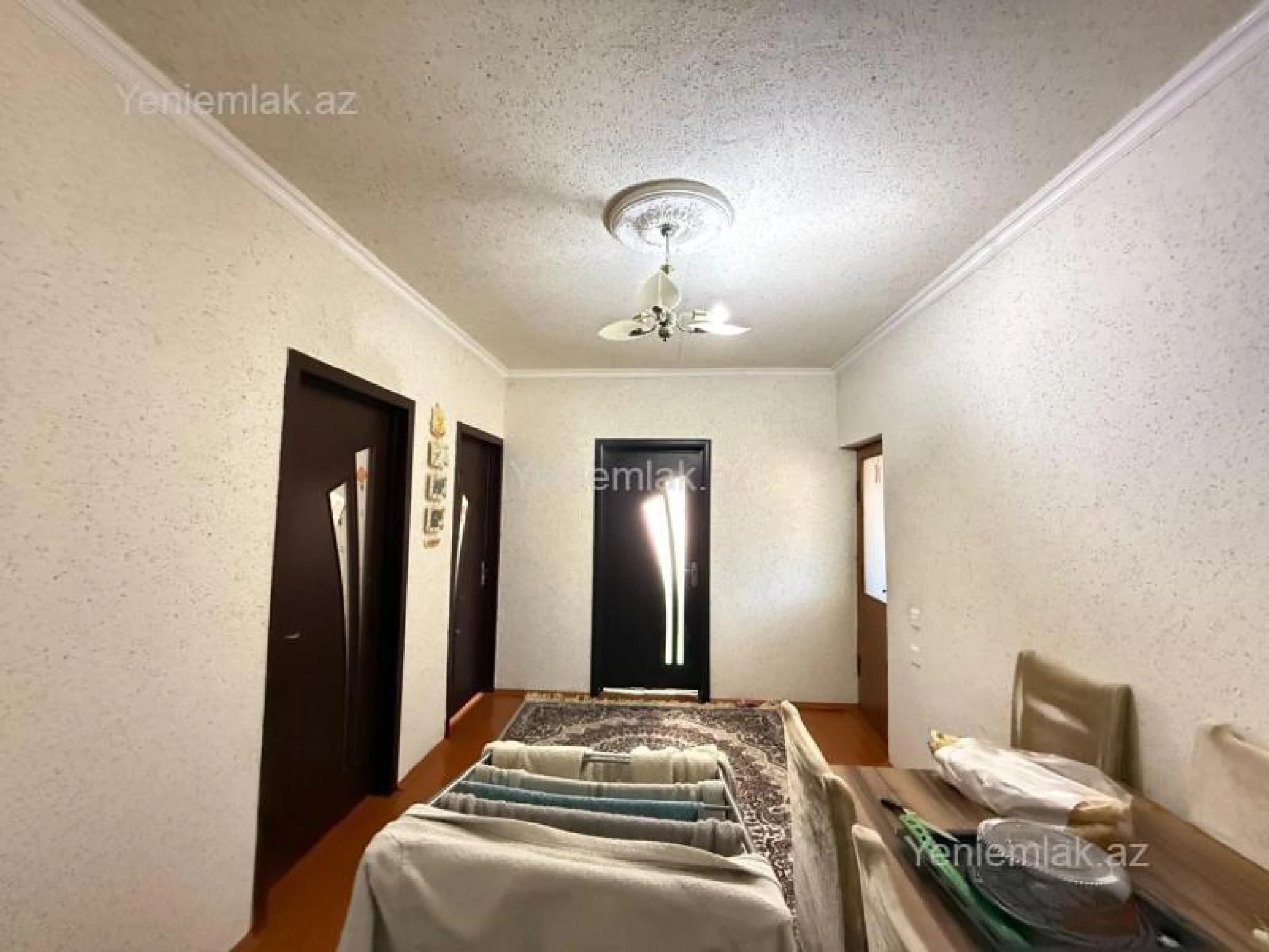 Satılır 4 otaqlı həyət evi 130 m²