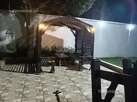 Satılır 5 otaqlı həyət evi 285 m²