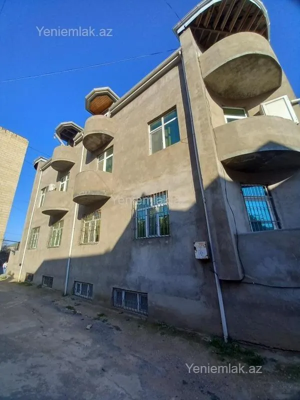 Satılır 3 otaqlı yeni tikili 65 m²