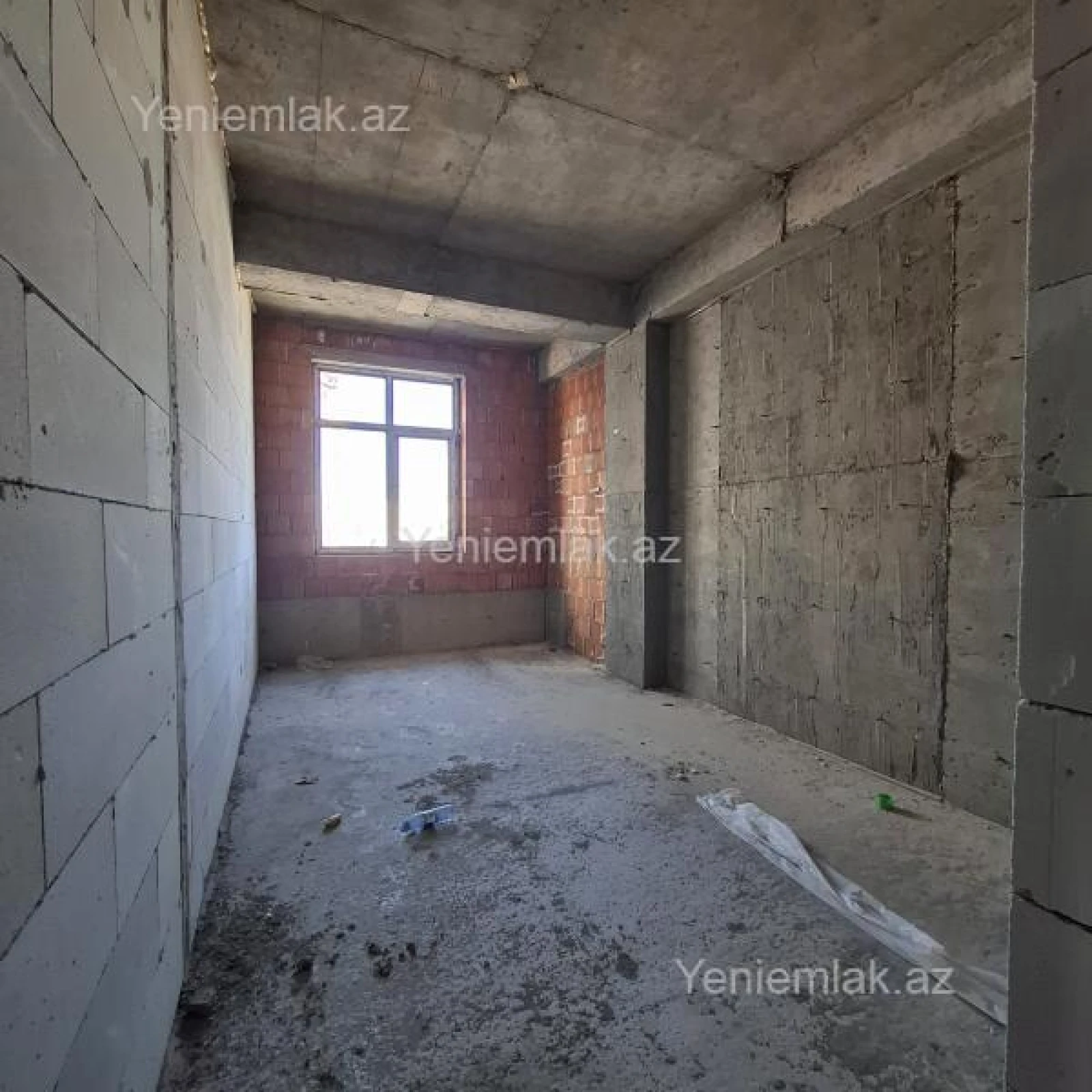 Satılır 3 otaqlı yeni tikili 125 m²